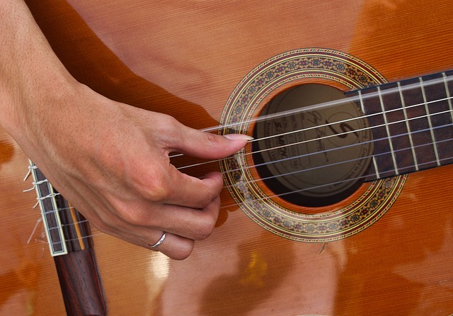 Fingerpicking: una introduzione