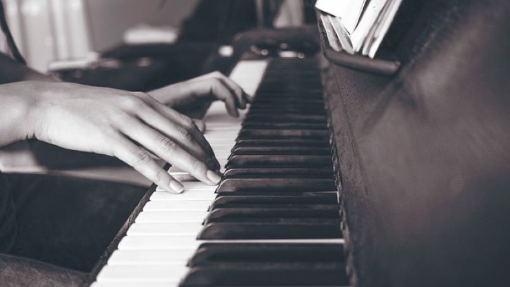 mani unite mani separate al pianoforte