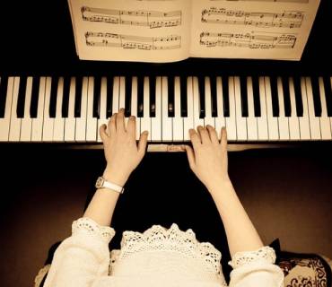 accompagnarsi con il pianoforte