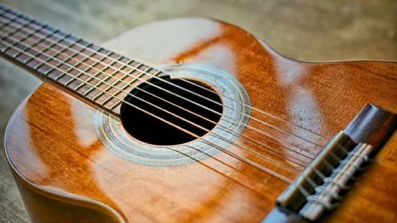 armonici alla chitarra