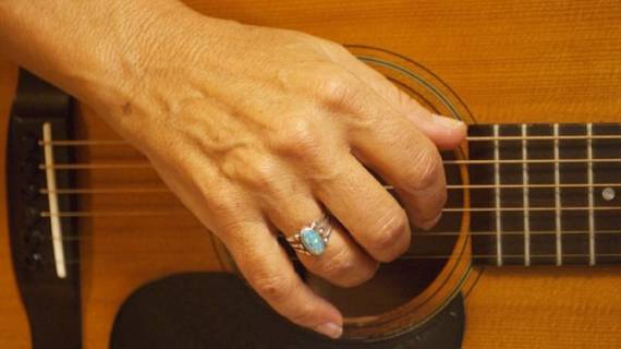 tecnica fingerpicking chitarra