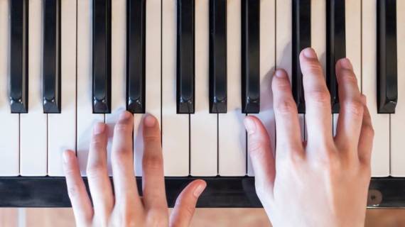 indipendenza ritmica delle mani al pianoforte