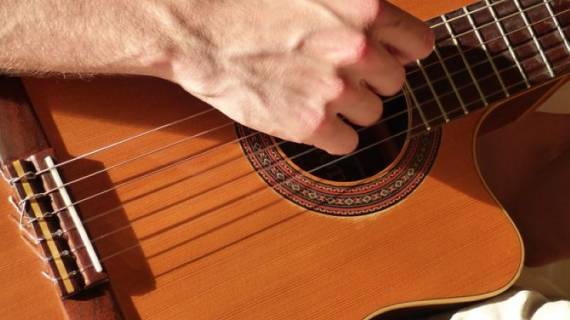 tecnica del vibrato per chitarra